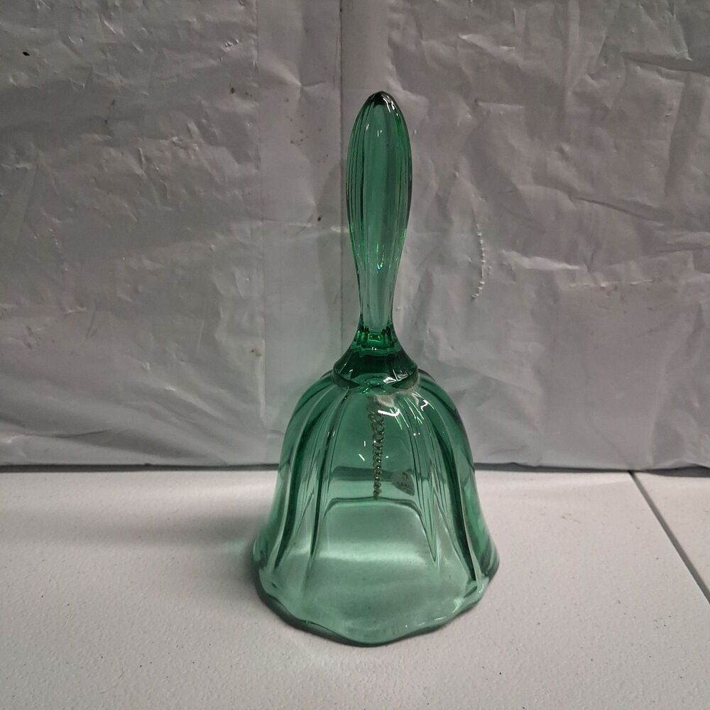 Fenton Glass 6 3/4" Turquoise Green Bell Middong The Bell Part - Picture 1 of 3